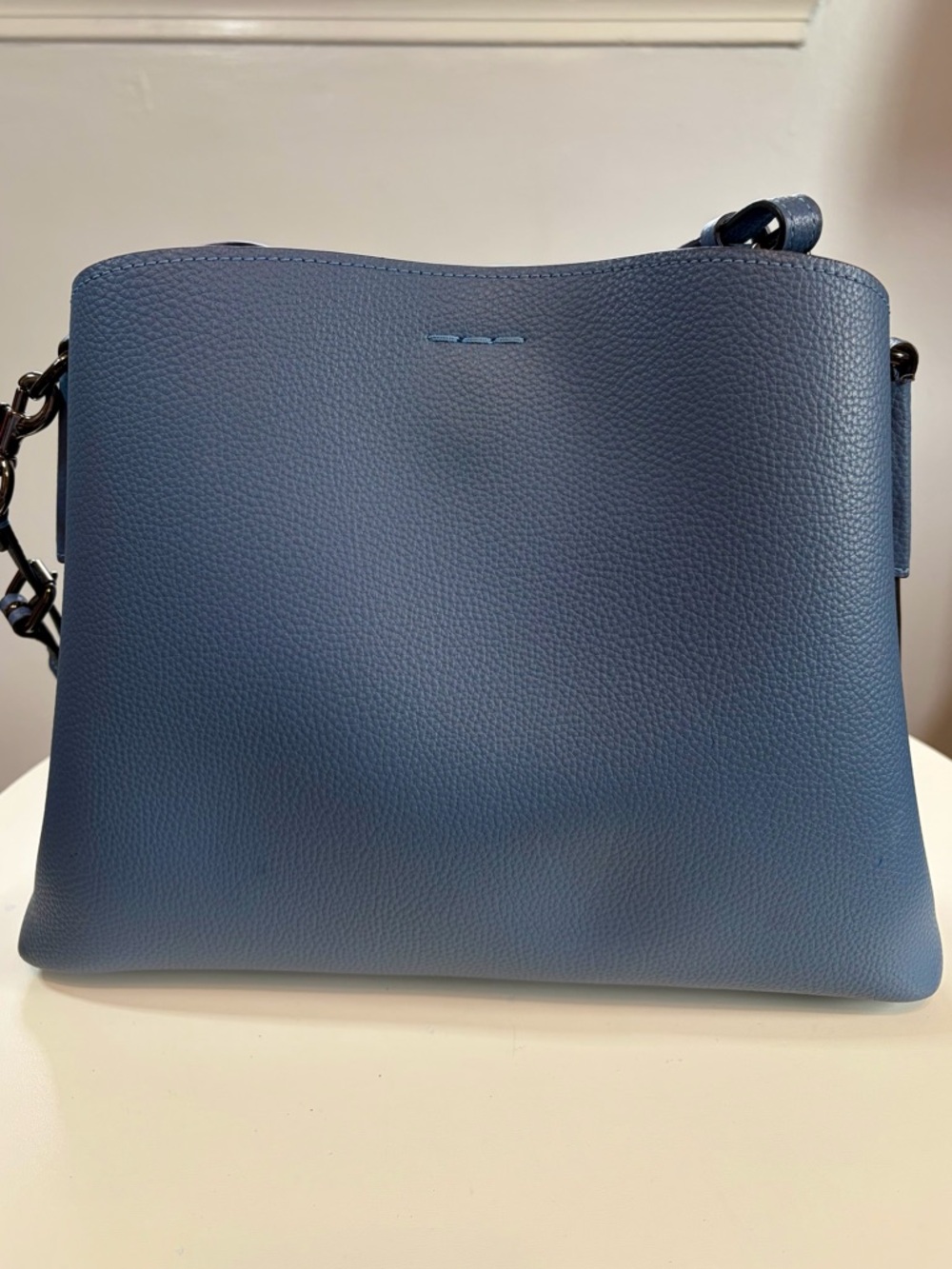 Coach Willow Blue Pebbled Leather Turnlock Crossbody Shoulder Bag EUC MSRP $395 - Picture 2 of 16